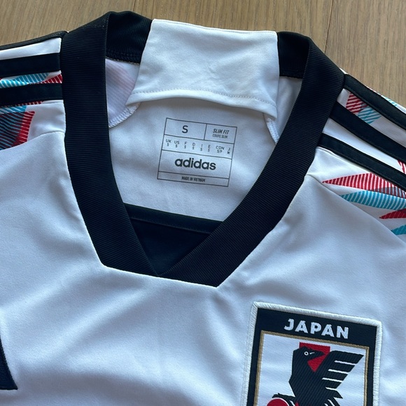 Japan Adidas Soccer Jersey - Picture 3 of 11
